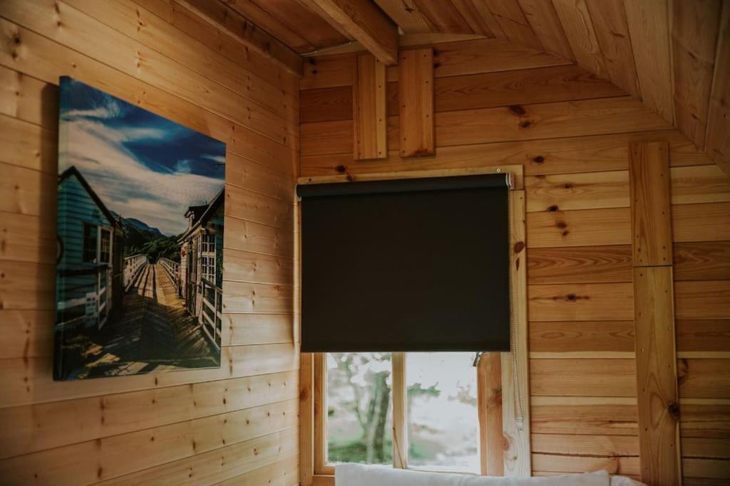Ash Winter Retreat- Hot Tub & Log Bruner Barmouth Esterno foto